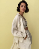3-teiliges Set aus Leinenmischung: Oversize-Hemd + Bralette mit tiefem Ausschnitt + High-Waist-Shorts