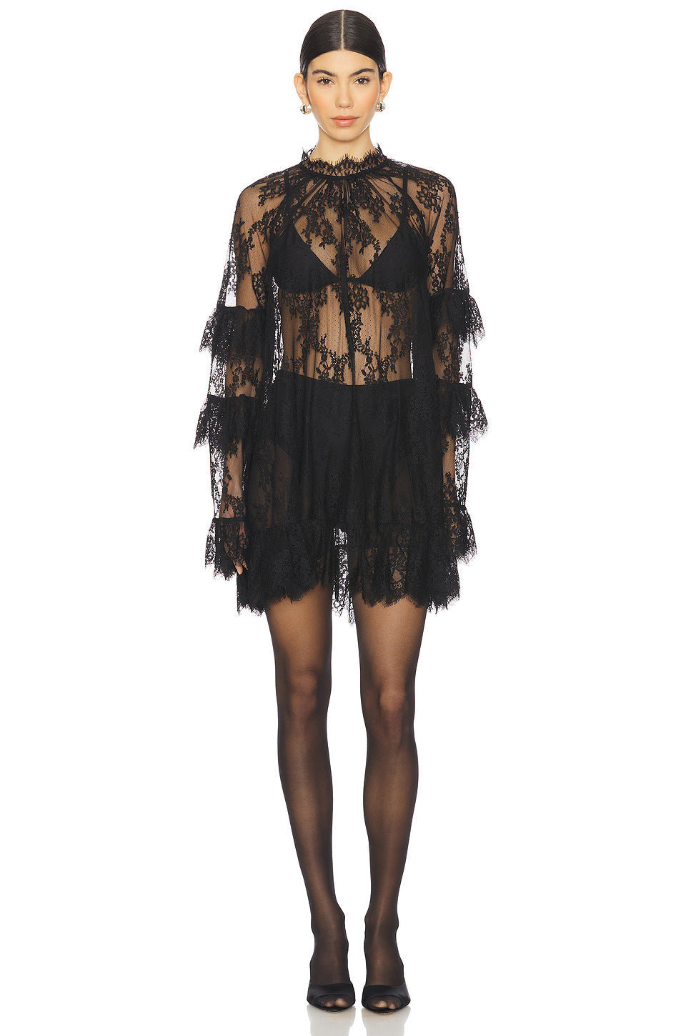 Minikleid aus transparenter Spitze mit Rüschen und Glockenärmeln 
