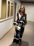 Zweiteiliges Set aus Hose mit weitem Bein und Barockmuster in Schwarz und Weiß 