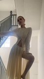 Set aus geknöpftem Top mit Cut-outs und Midirock 